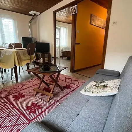 Chez Niki *